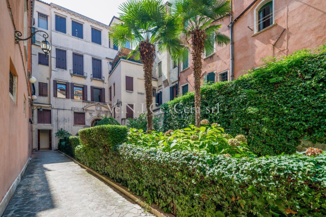 Ve.N.I.Ce. Cera Ca' Del Gondoliere Apartman Velence Kültér fotó